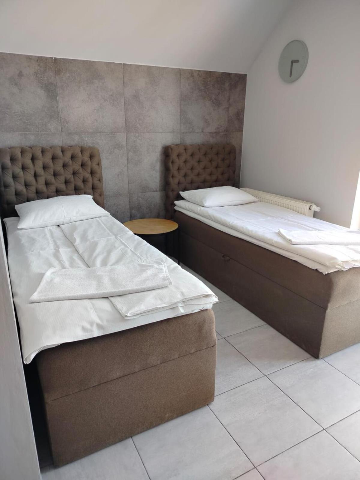 Minihostel Zary Екстериор снимка